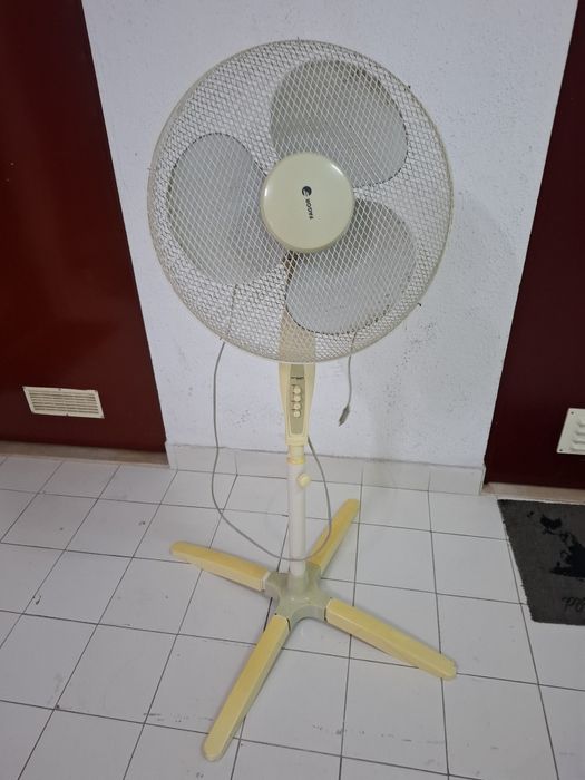 Ventoinha de pé Fagor