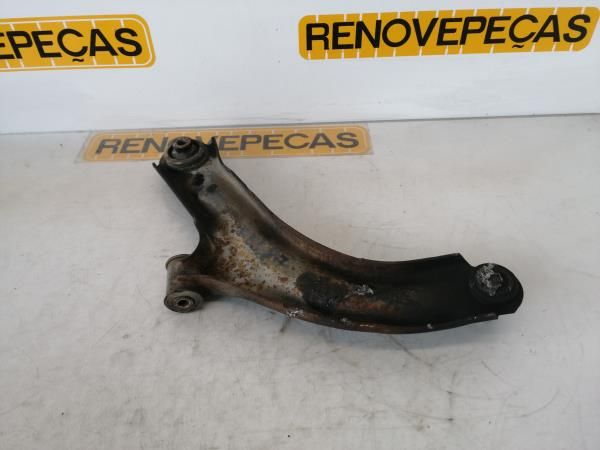 Braço de suspensão frente direito RENAULT Modus/Grand Modus (F/JP0_)