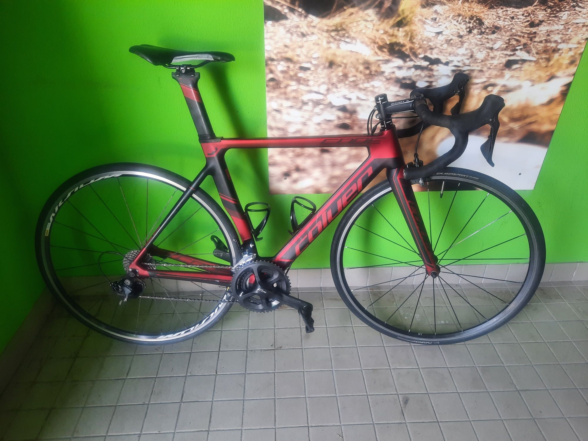 Bicicleta  de carbono 11x2v 50 s