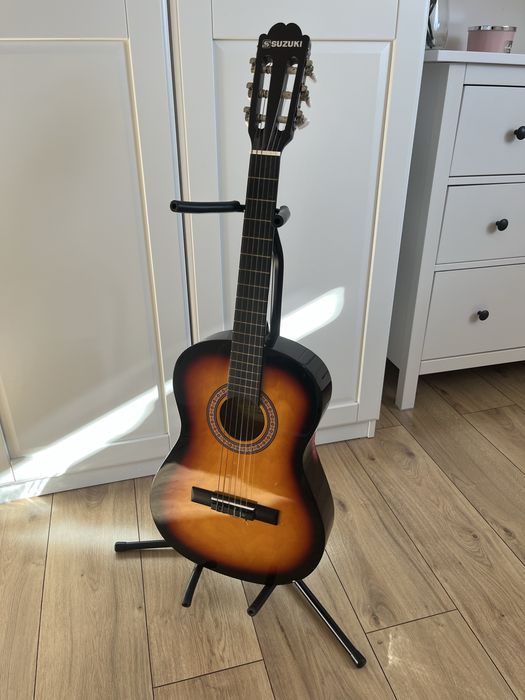 Gitara klasyczna suzuki