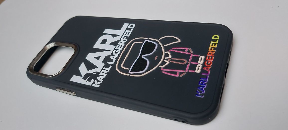 Nowe silikonowe etui IPHONE 12pro Karl Lagerfeld