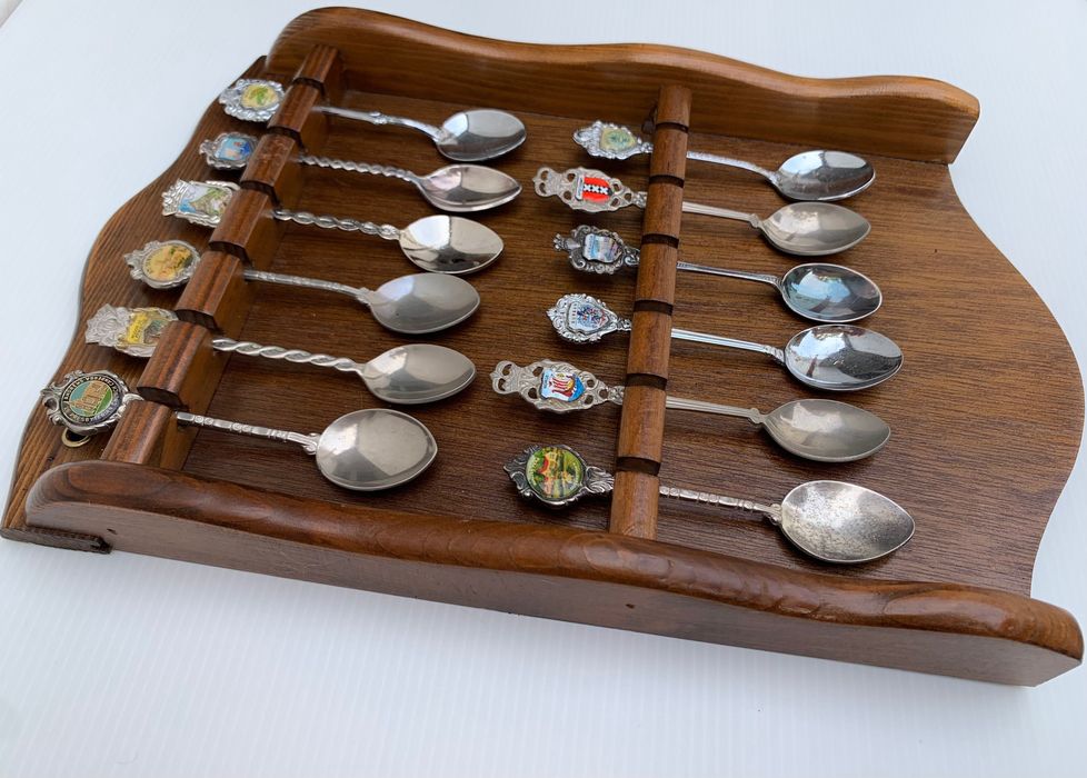 Colheres de coleção com expositor