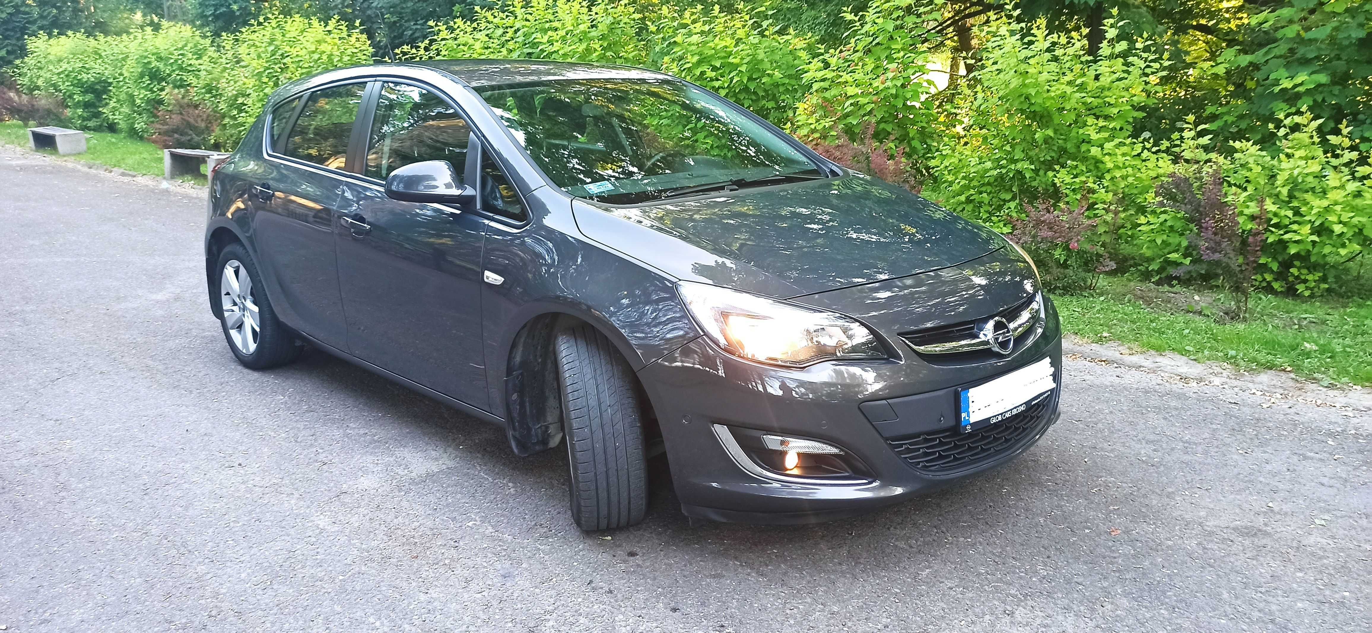 Opel Astra J 1,4 turbo 140 KM, 2013r, krajowy, zadbany