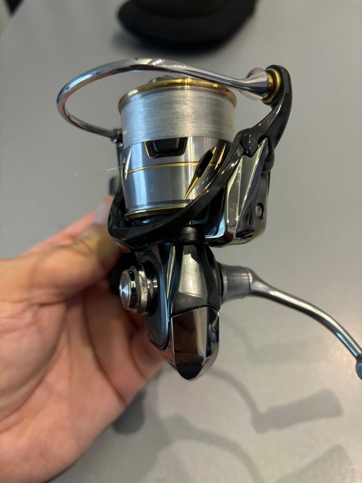 Daiwa Luvias FC LT 2000s (made in japan)