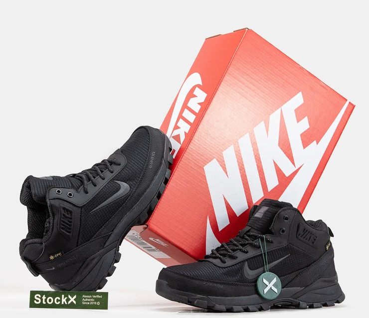 Чоловічі зимові кросівки Nike Rivah Zoom Structure Gore-tex
Водонепрон