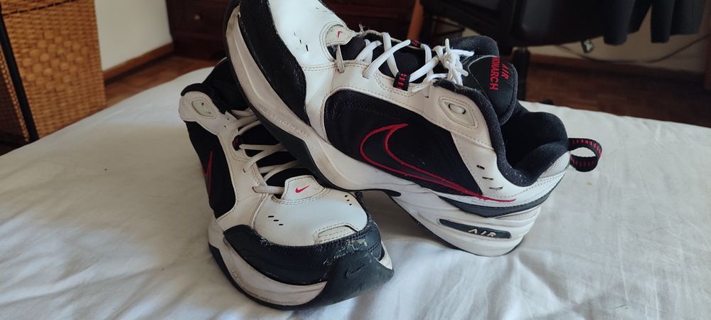 Nike Air Monarch (47.5)