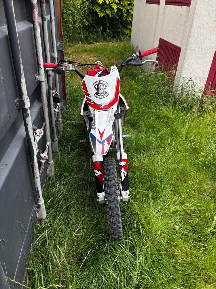 Cross AM Thunder 125 4T 17/14” Apollo Motors gwarancja