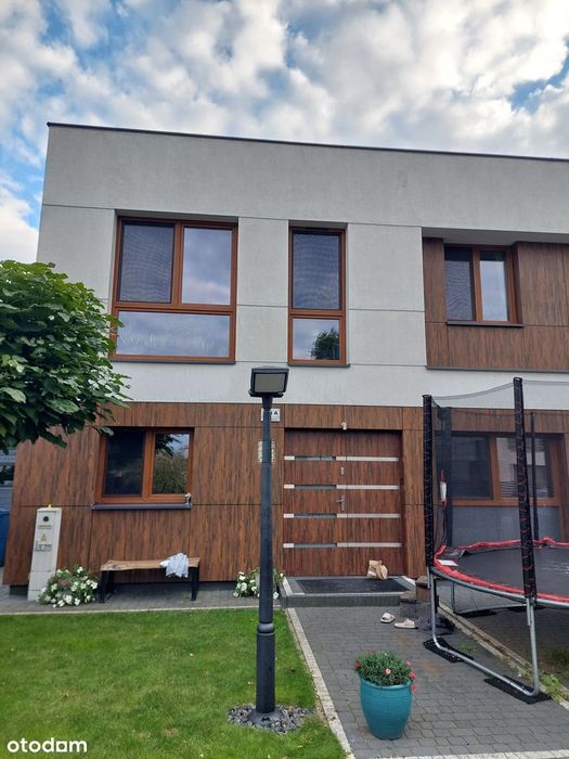 Sprzedam Dom bliźniak