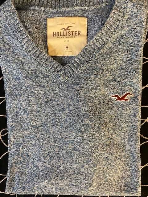 Niebieski lekki sweterek Hollister