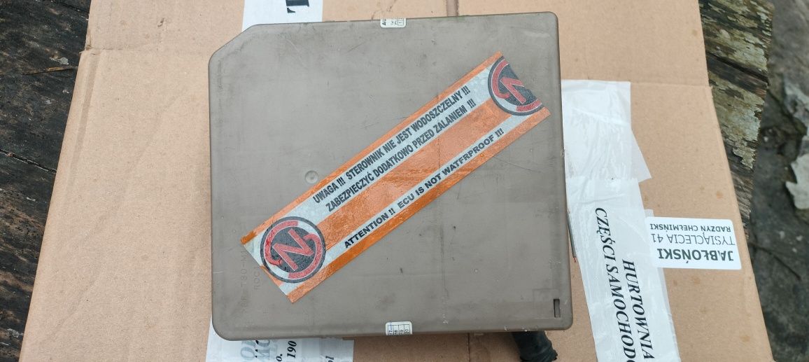 Moduł modem UPC UCH BSI BSM Renault Modus Clio 3  233.293G z wtyczkami