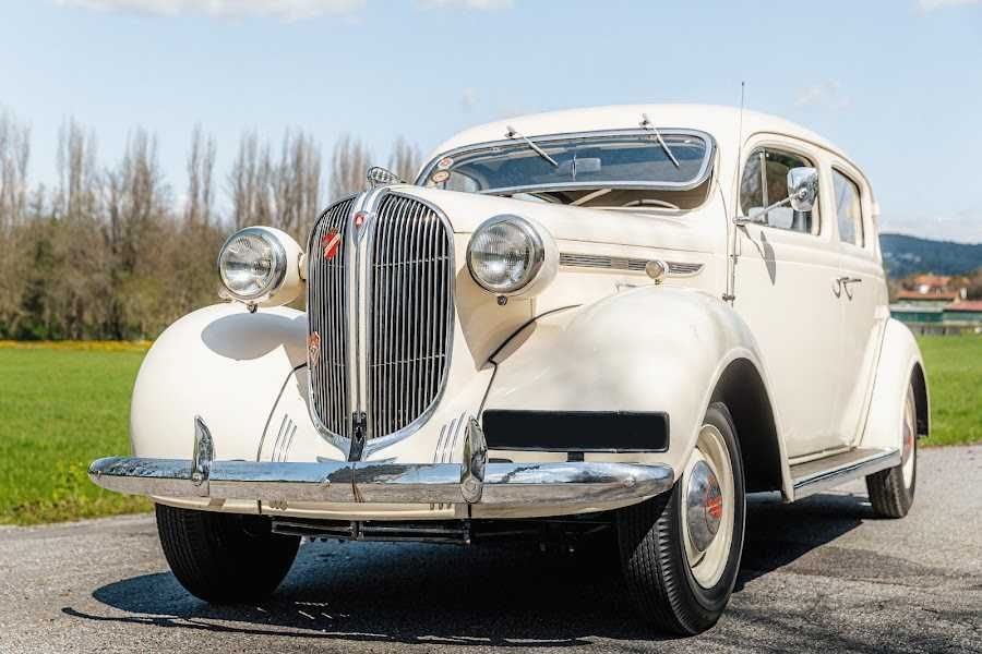 Plymouth Sedan 1937