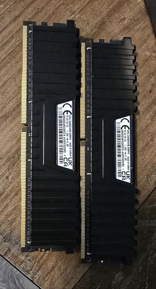 Pamięć RAM Corsair Vengeance LPX