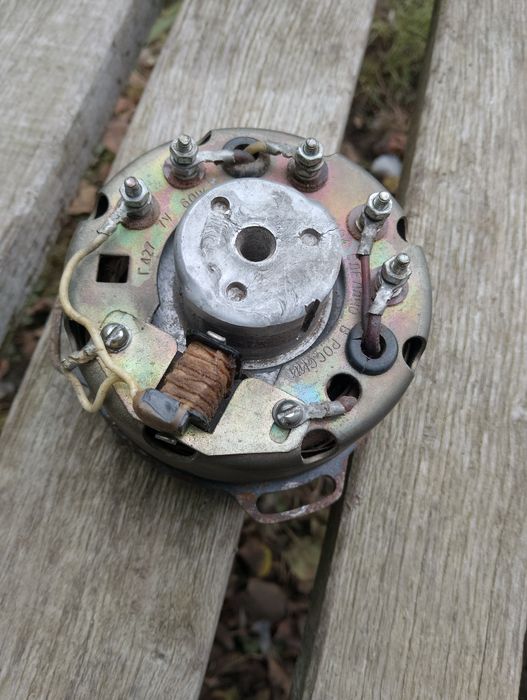 Генератор г-427, 6в на мотоцикл минск