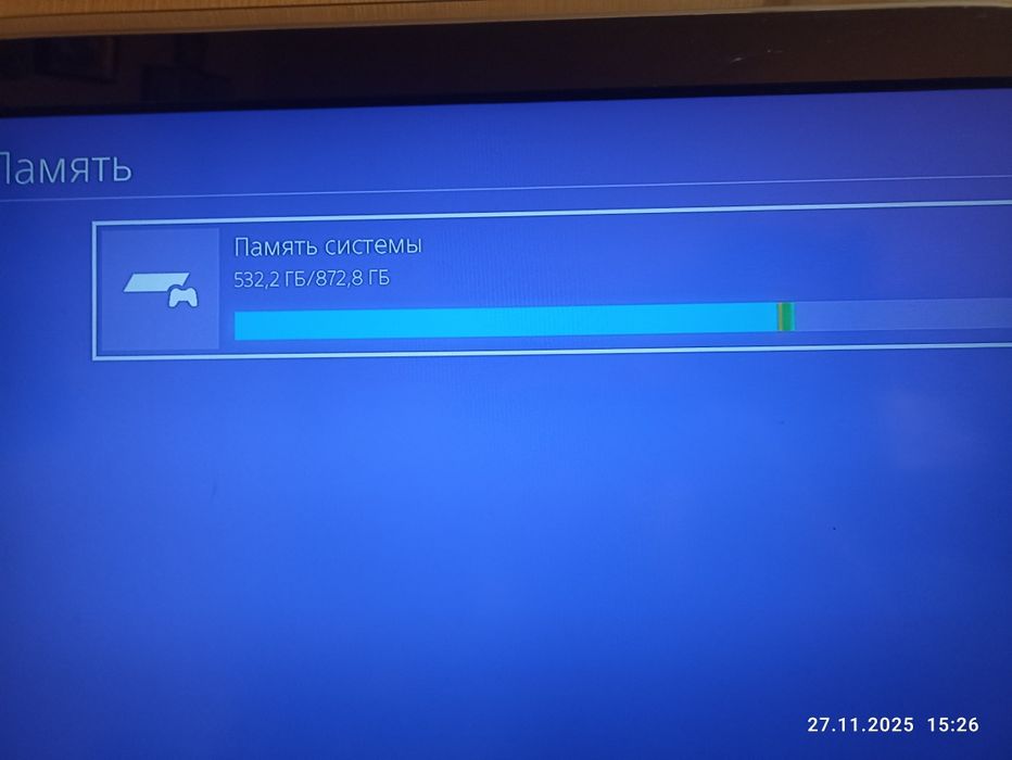 Продам ps4 pro 1tb в ідеальному стані з невеличким торгом