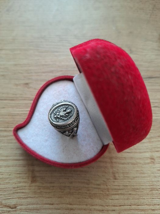 Srebrny sygnet z grawerem