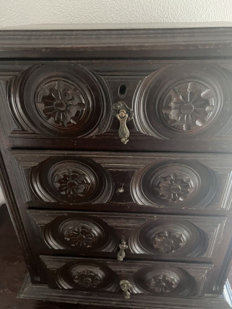 Mesa de cabeceira