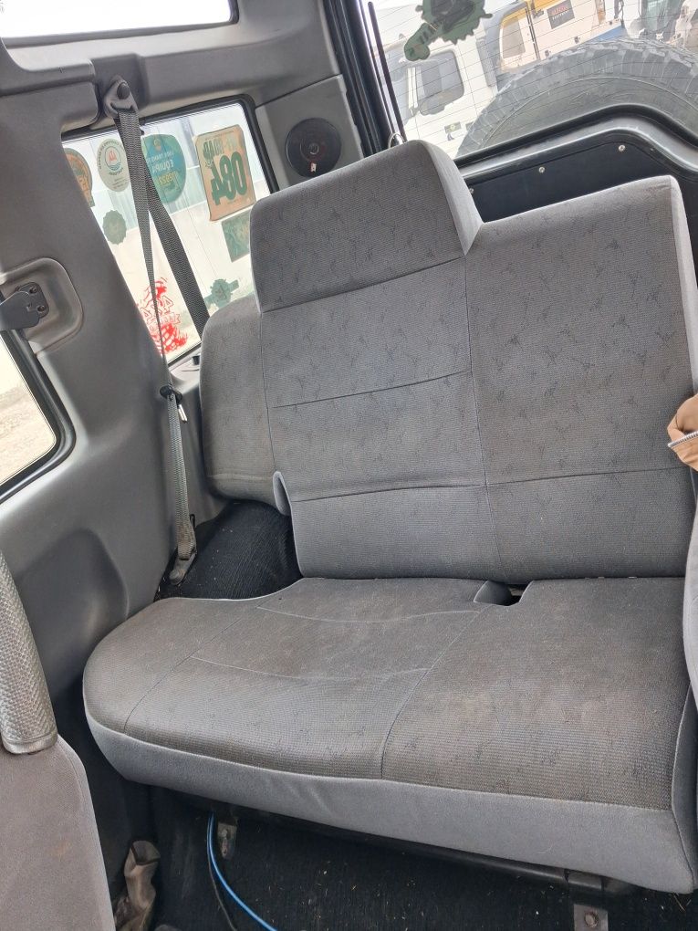 Land rover discovery 300