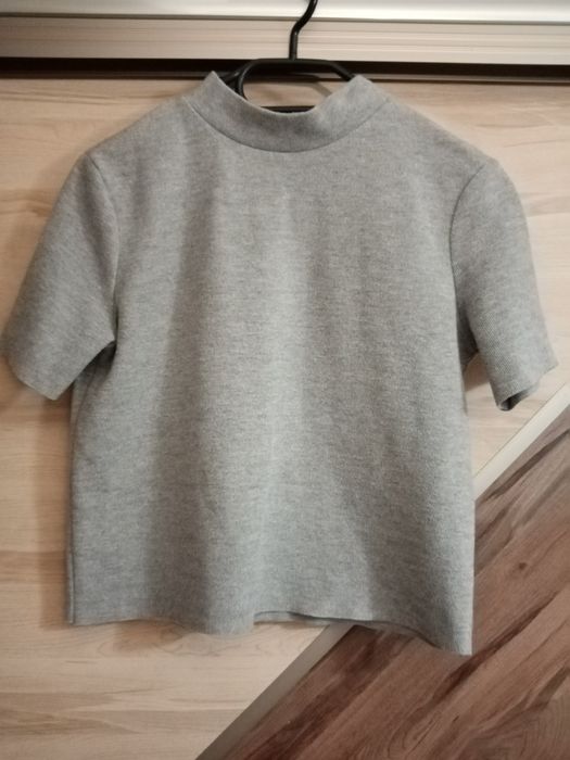 Krótka bluzeczka/top z półgolfem Zara