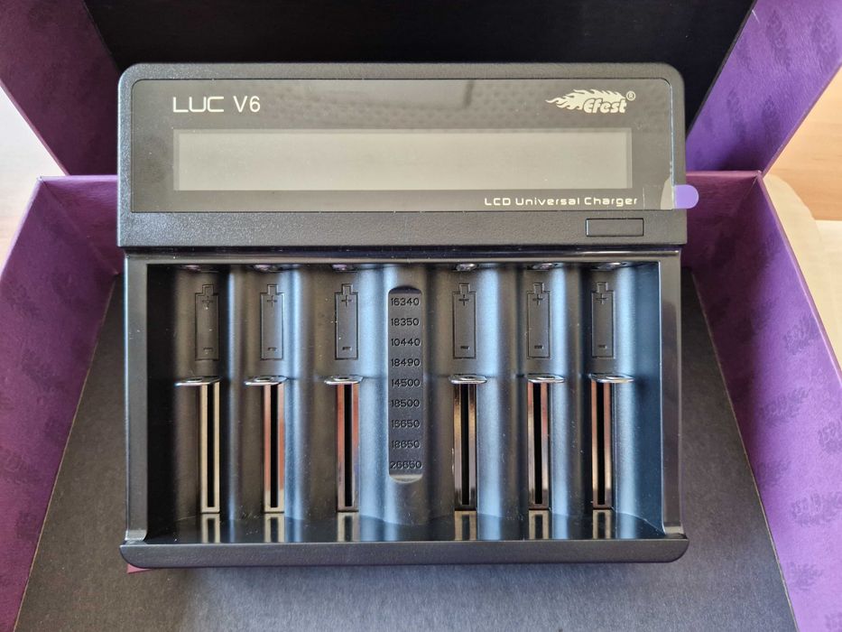 Carregador LUC V4 + V6 EFEST LCD Universal