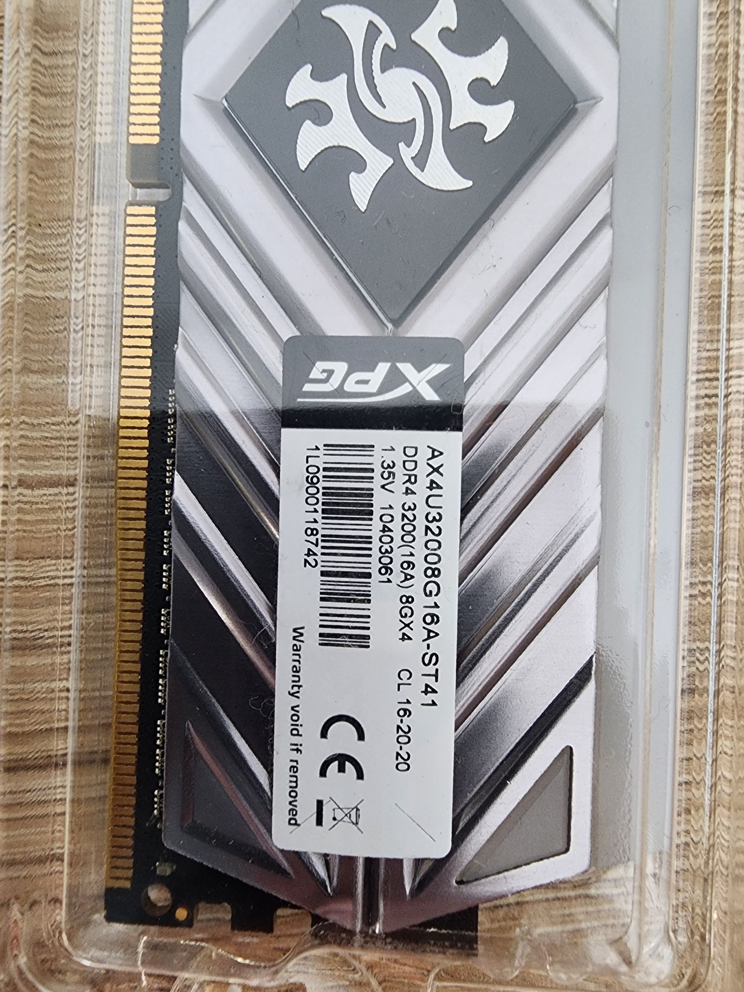 16 GBS XPG Spectrix D41 DDR4 RGB Ram Memory 2x8GBS 3200MhzMhz