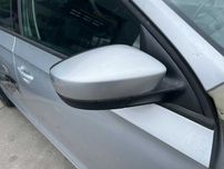 Lusterko Prawe Skoda Rapid LA7W elektryczne EU