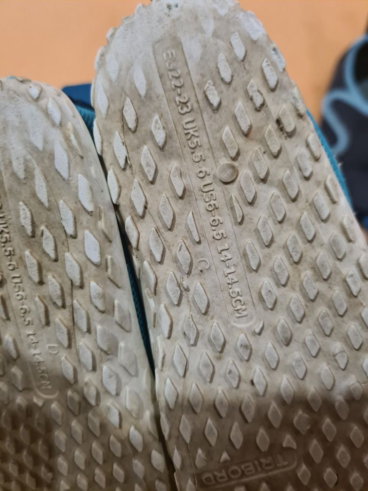 Sapatilhas decathlon - tam 20 ao 24/25