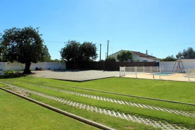Vivenda V1 Próximo Algarveshopping Guia Albufeira disponível 24/08