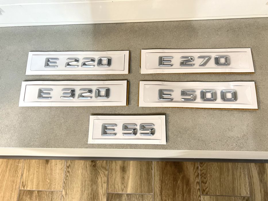 Шильдик надпис Mercedes Мерседес на багажик Е220 Е320 С180 CDI 4matic