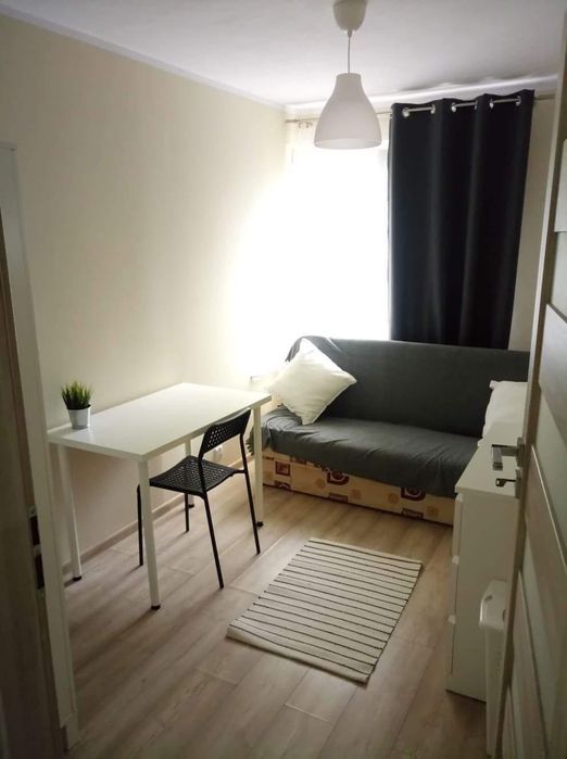 POKOJE 1-OSOBOWE (3szt) 10m2. TRAMWAJ 3min z klatki. 10min do centrum.