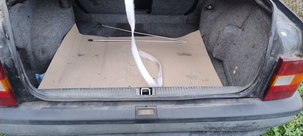 Продається Opel Vectra 1.6 бензин