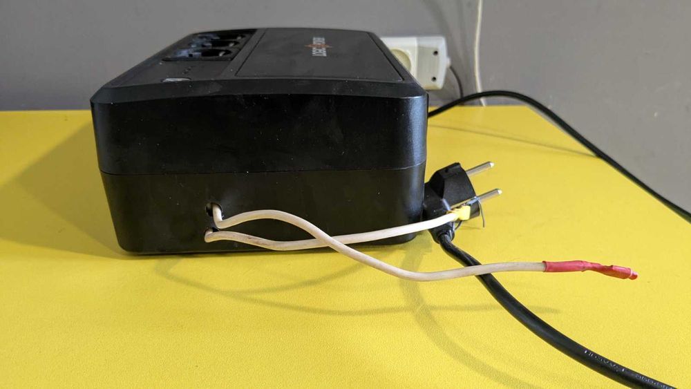 Вживаний Безперебійник LP-400VA-3PS (240Вт) - Розпродаж!