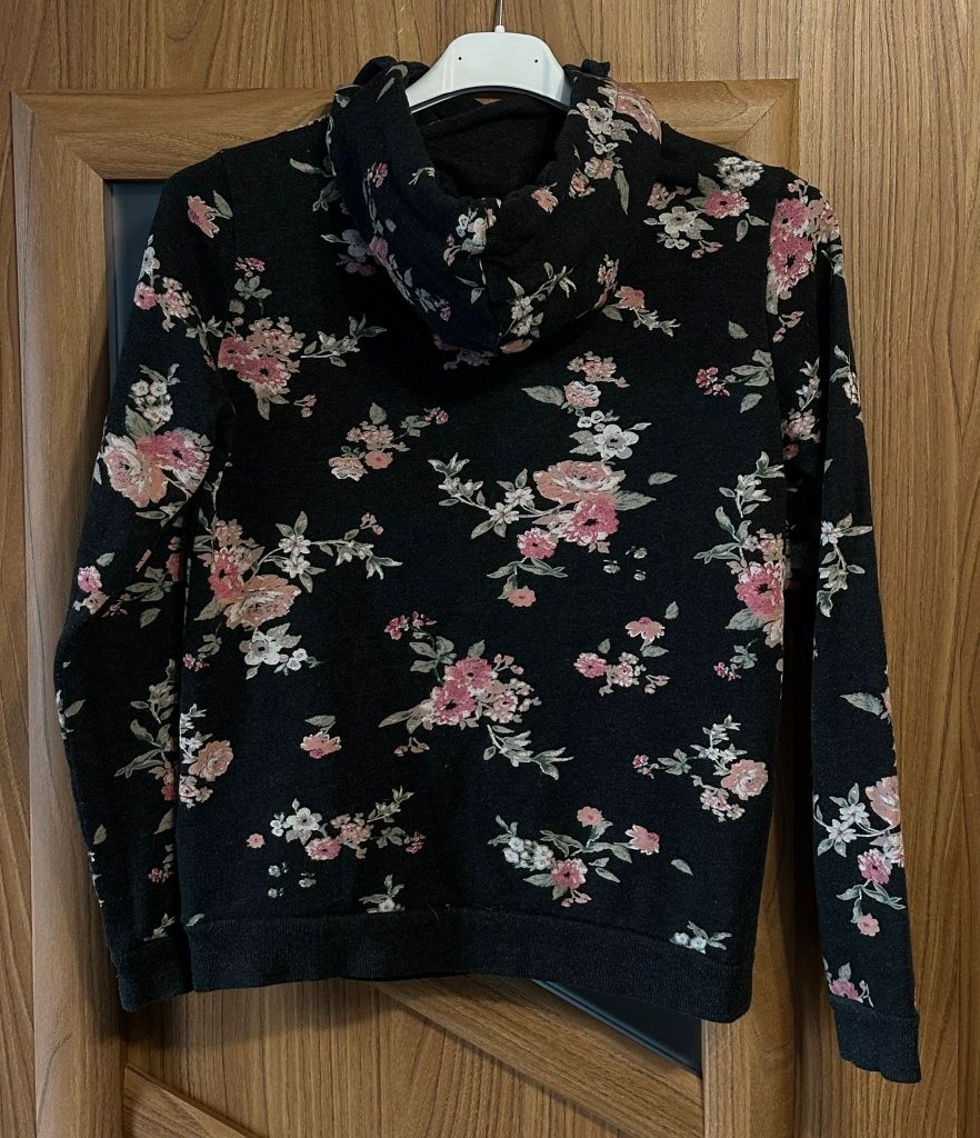 Bluza C&A dziecięca r. S 152