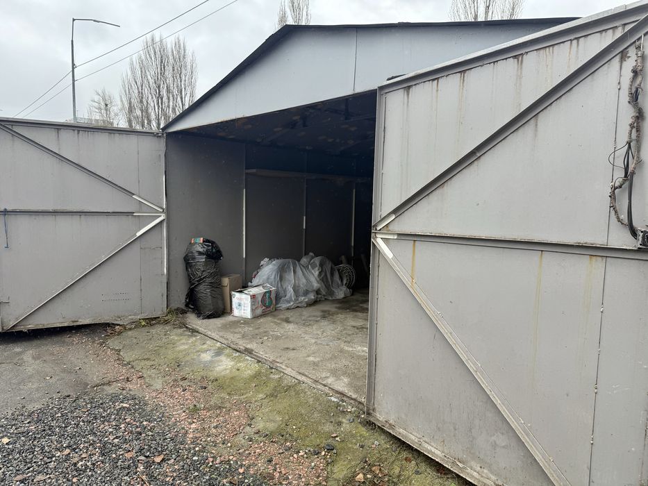 Гараж. Гараж Оболонь. Гараж Героев Днепра. Паркинг. Склад Оболонь.