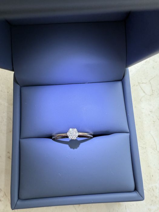 Каблучка з діамантами