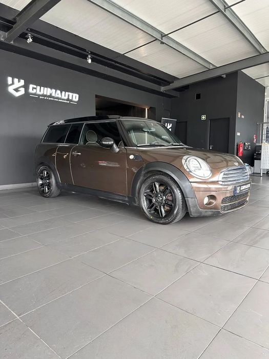 MINI Clubman Cooper D Auto