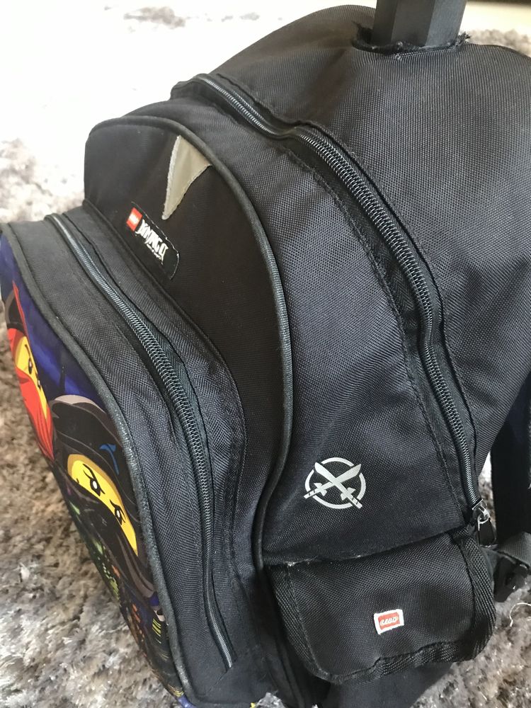 Mochila escolar com rodas Lego ninjago