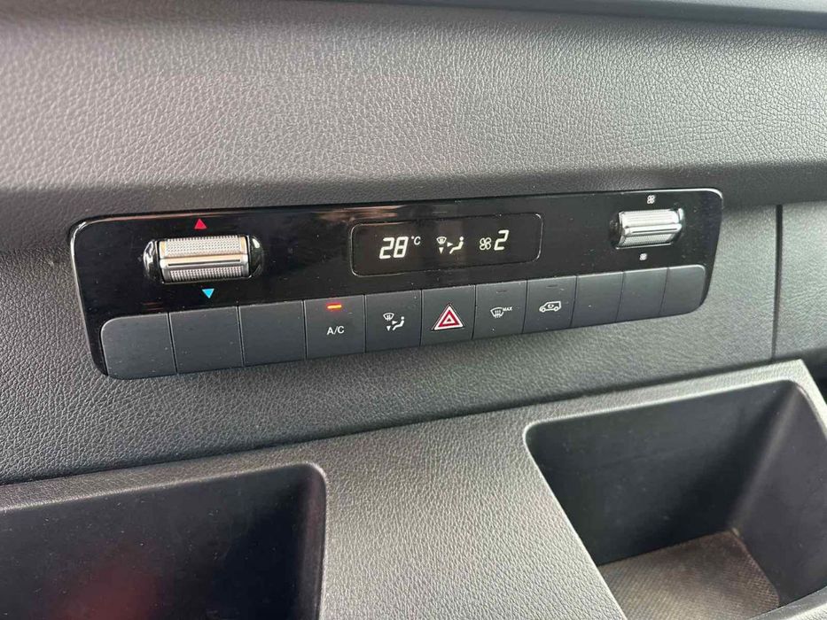 Mersedes-benz sprinter 319