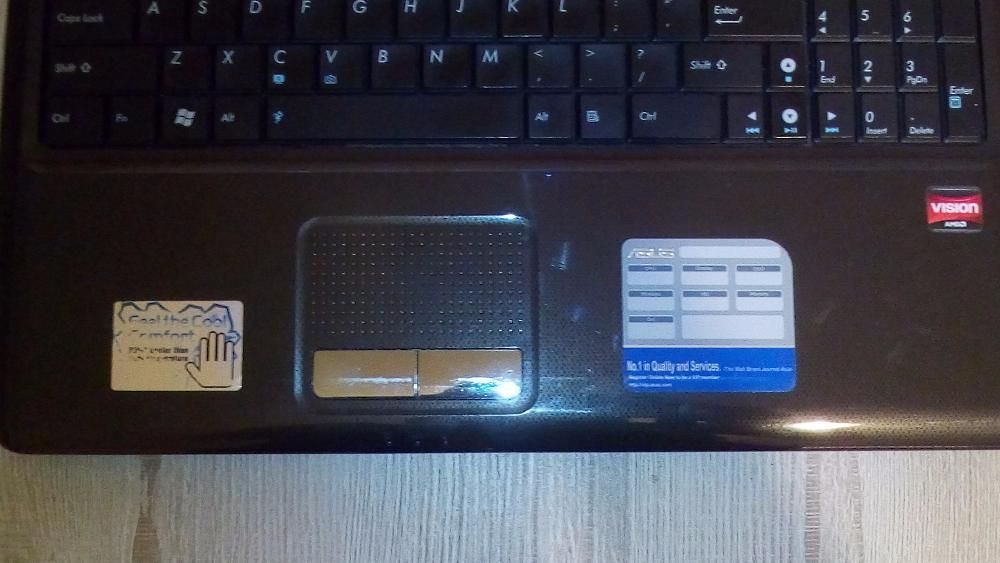 Sprzedam laptop w bardzo dobrym stanie uszkodzony
