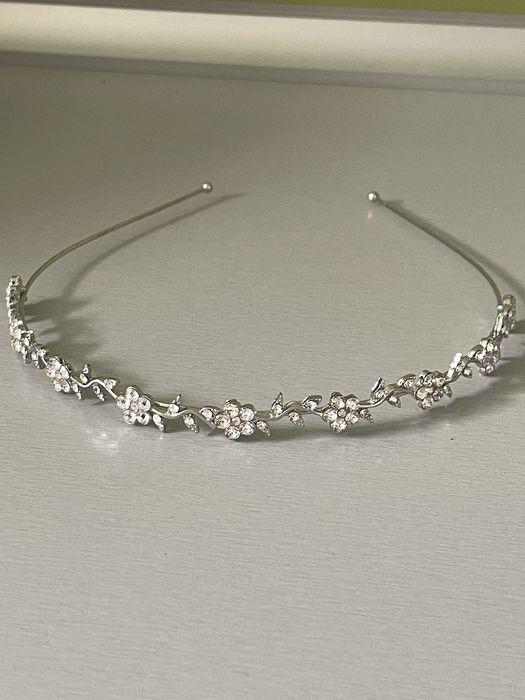 Srebrna opaska i spinka do włosów