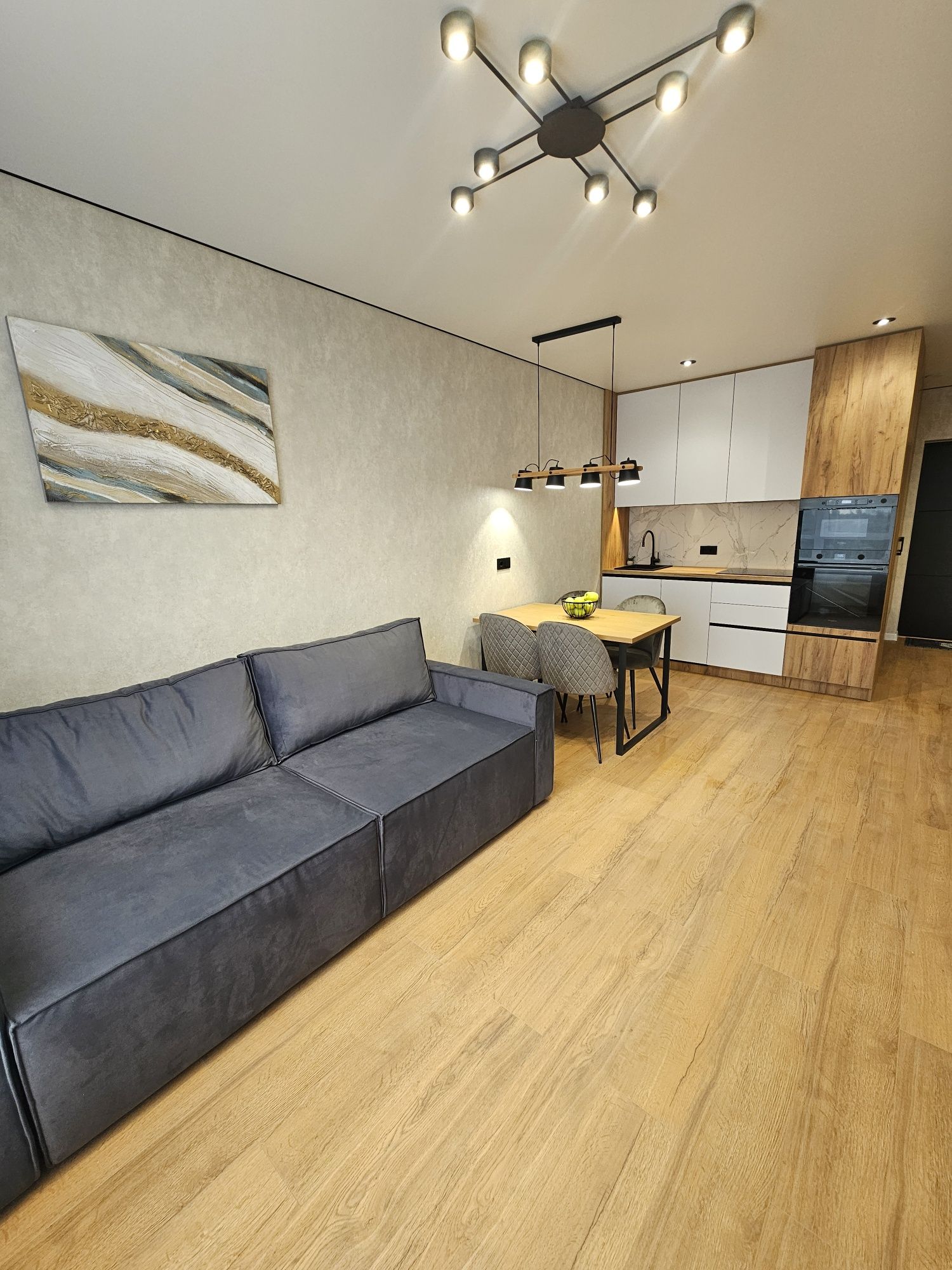 Продаж власної 1к квартири,8 поверх,ЖК Діброва Парк