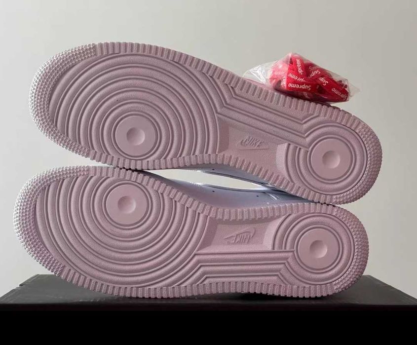 Buty meskie Nike Air Force 1 Low Supreme White R.46