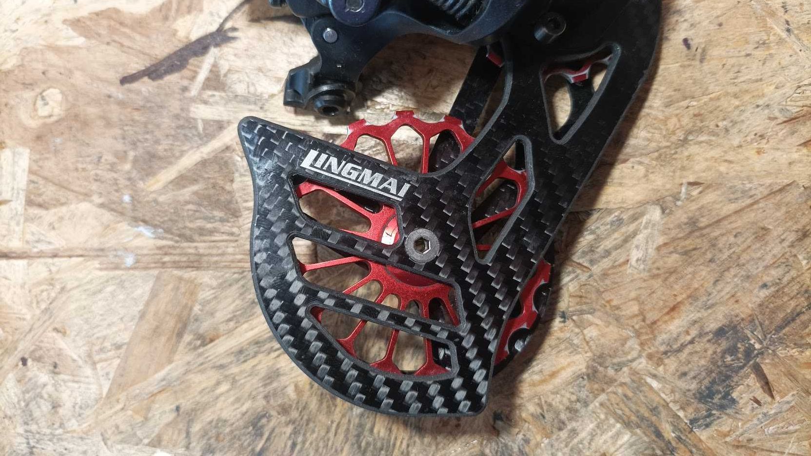 Przerzutka Shimano Ultegra RD-R8000 z Karbonowym wózkiem!!!