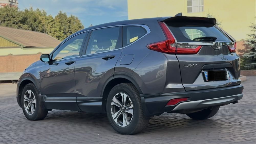 Продам Honda CR-V 2017 2.4 бензин