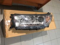 Фара передняя левая Toyota Highlander 17-19