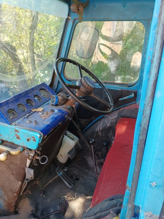 Трактор МТЗ -80 в робочому стані