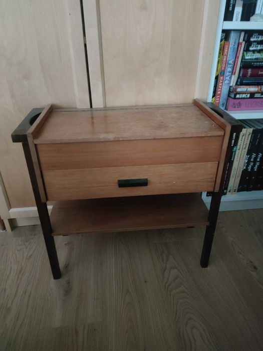 Szafka prl stolik