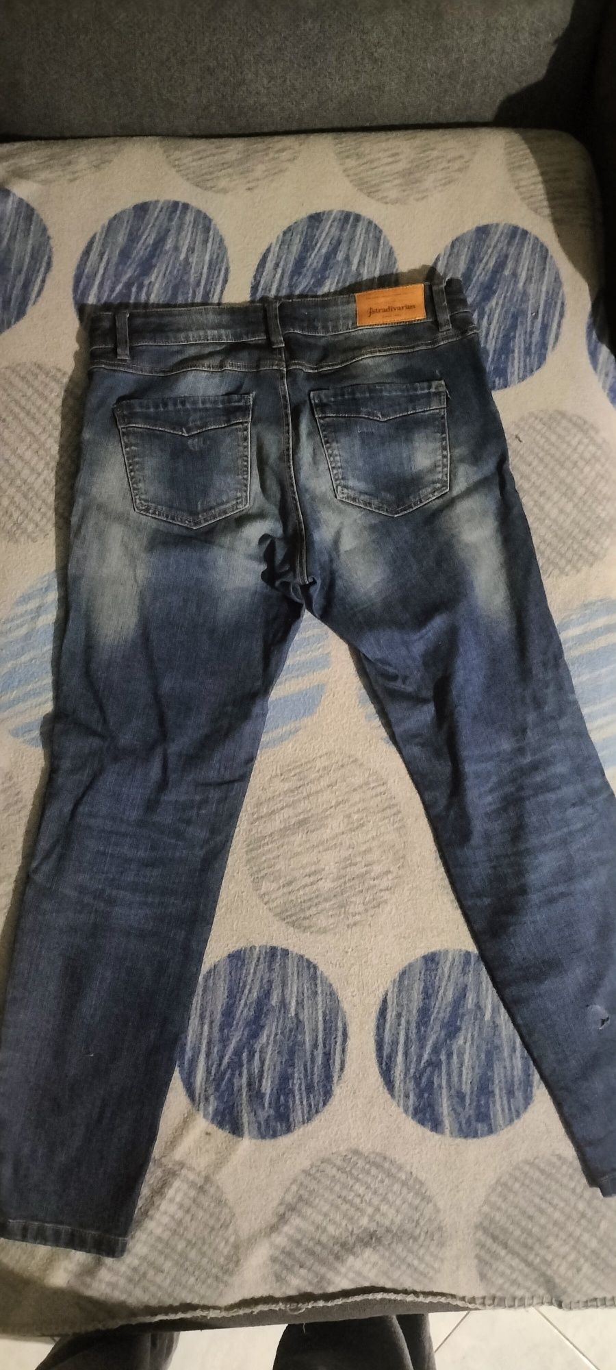 Calças de ganga Stradivarius – Look Destroyed