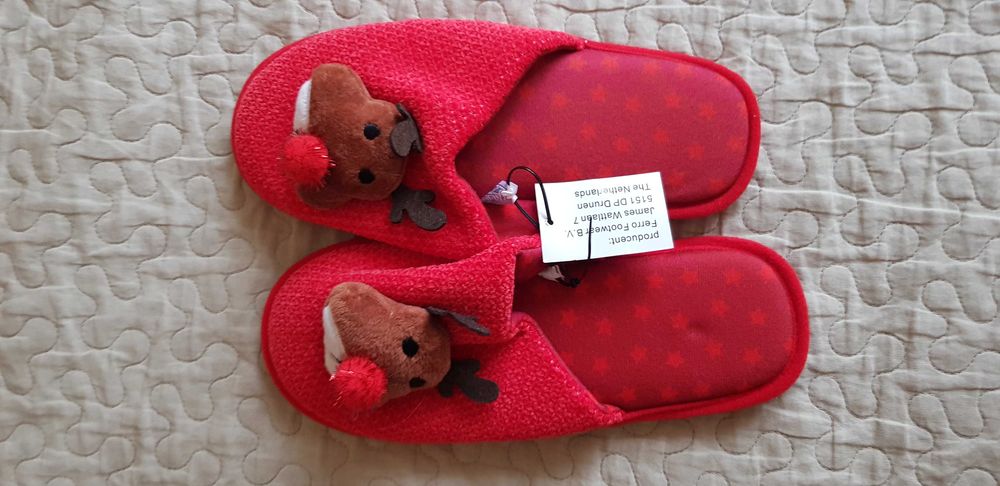 Nowe kapcie świąteczne 38 / 39 Boże Narodzenie