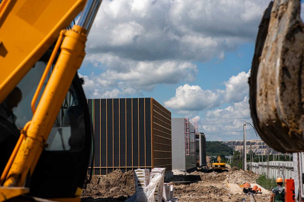 Оренда дерев'яного складу 128 м² у Львові.  Логістичний центр PERETYN
