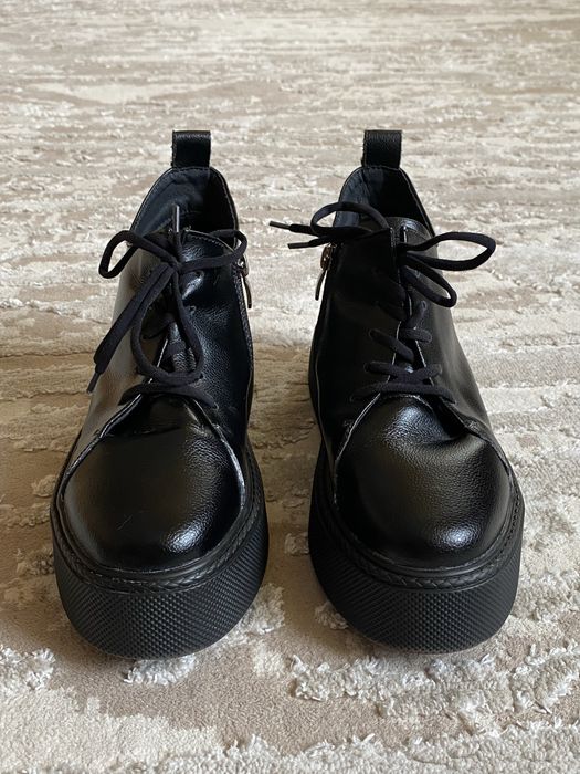 Хайтопи жіночі чорні